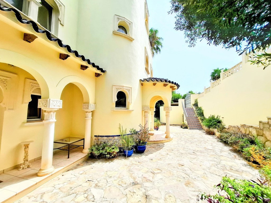 WB-BG9CQF - Exclusive Mediterranean Villa with Sea Views in Santa Lucía, Dénia, near Las Rotas