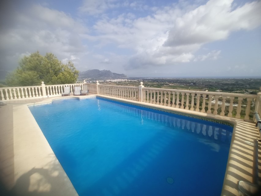 Villa à vendre à La Sella golf avec vue sur la mer