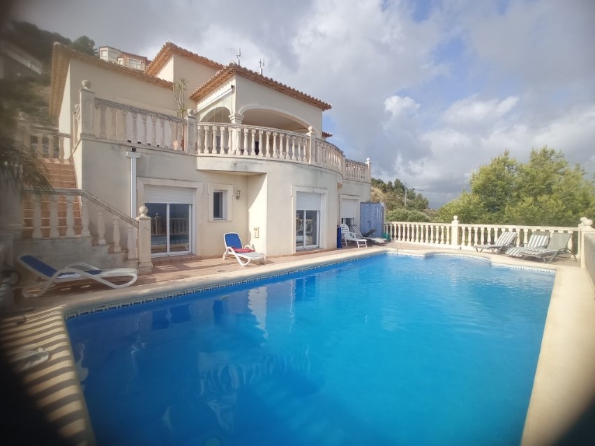 Villa zum Verkauf in La Sella Golf mit Meerblick