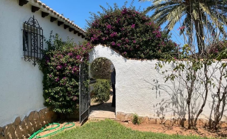 Villa for sale in La Xara, Denia