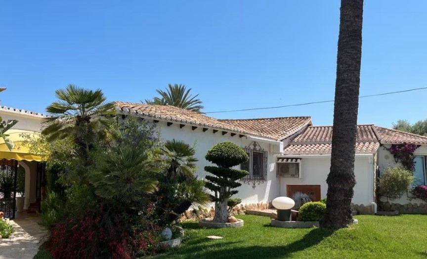 Villa à vendre à La Xara, Denia